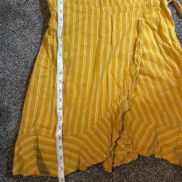 Blue Rain Yellow Stripped Dress - Picture 10 of 10